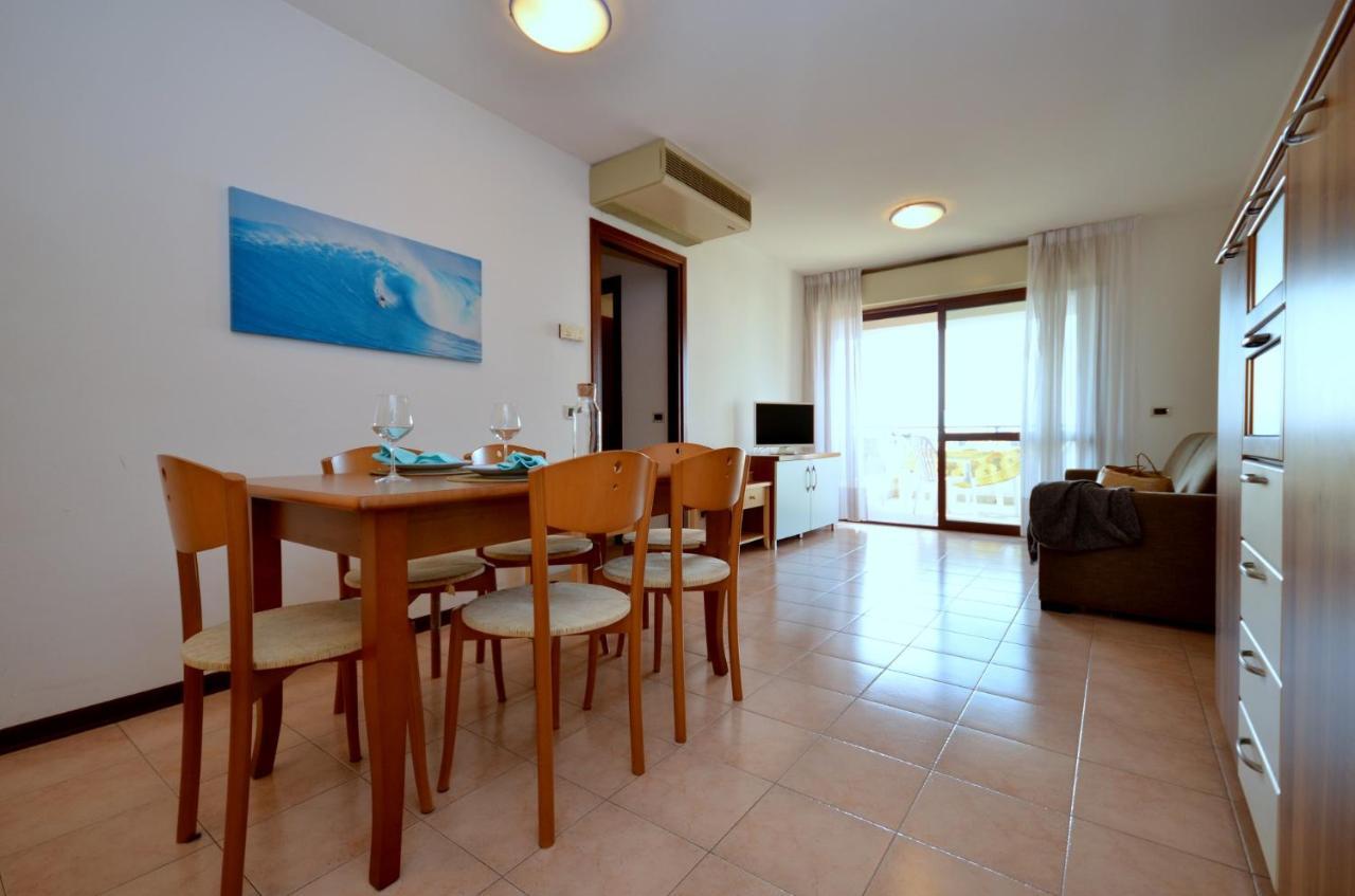 Appartamento Residenza Porta Del Mare Lignano Sabbiadoro Esterno foto